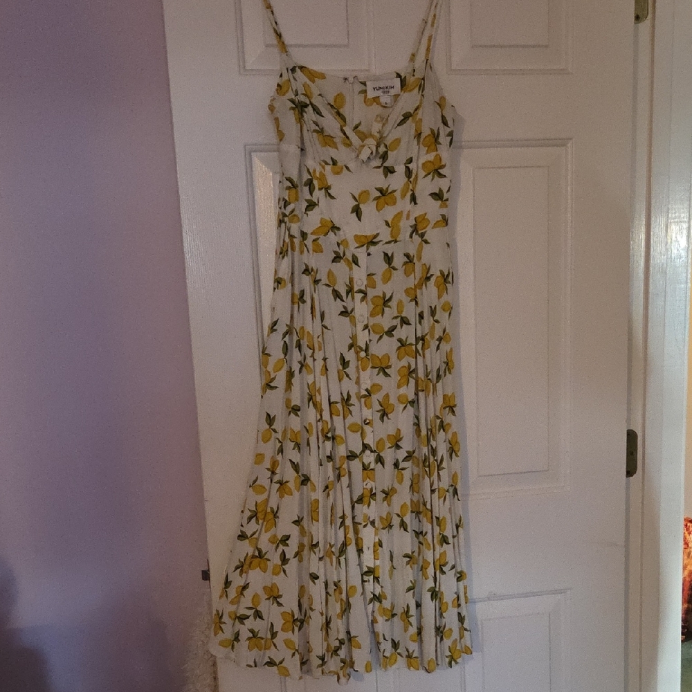 Floral Yellow and White Lemon Print Dress With Pockets